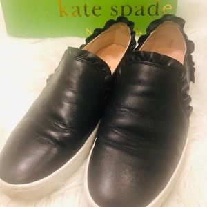KATE SPADE BLACK RUFFLE EDGE FLATS SIZE 9
